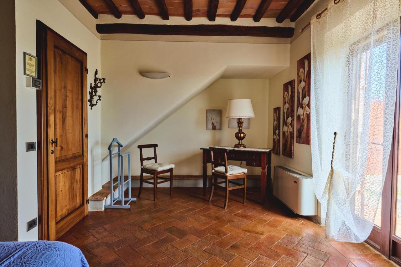 Podere Sant'Elena Сан Джиминяно Екстериор снимка