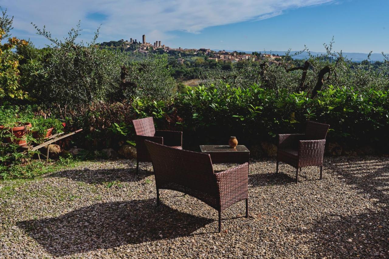 Podere Sant'Elena Сан Джиминяно Екстериор снимка
