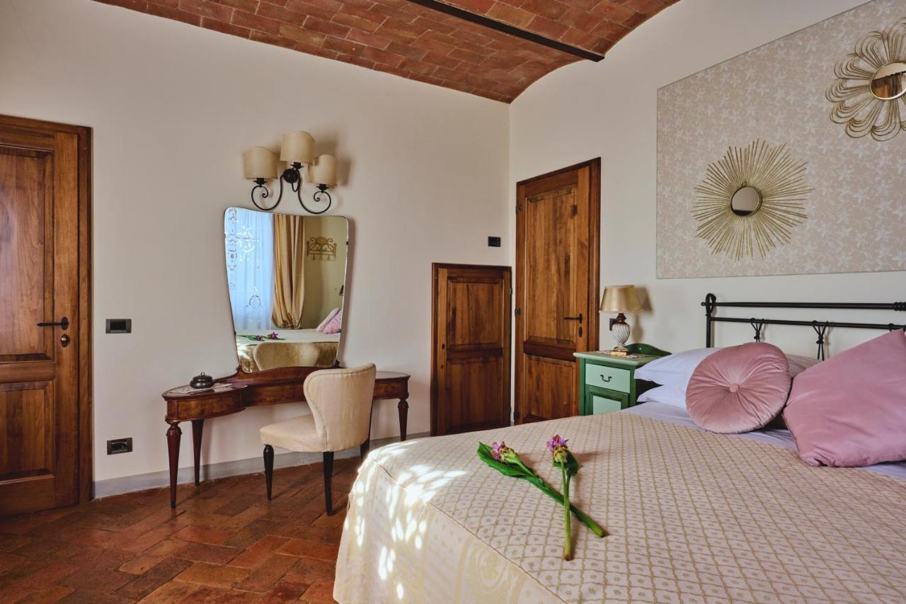 Podere Sant'Elena Сан Джиминяно Екстериор снимка