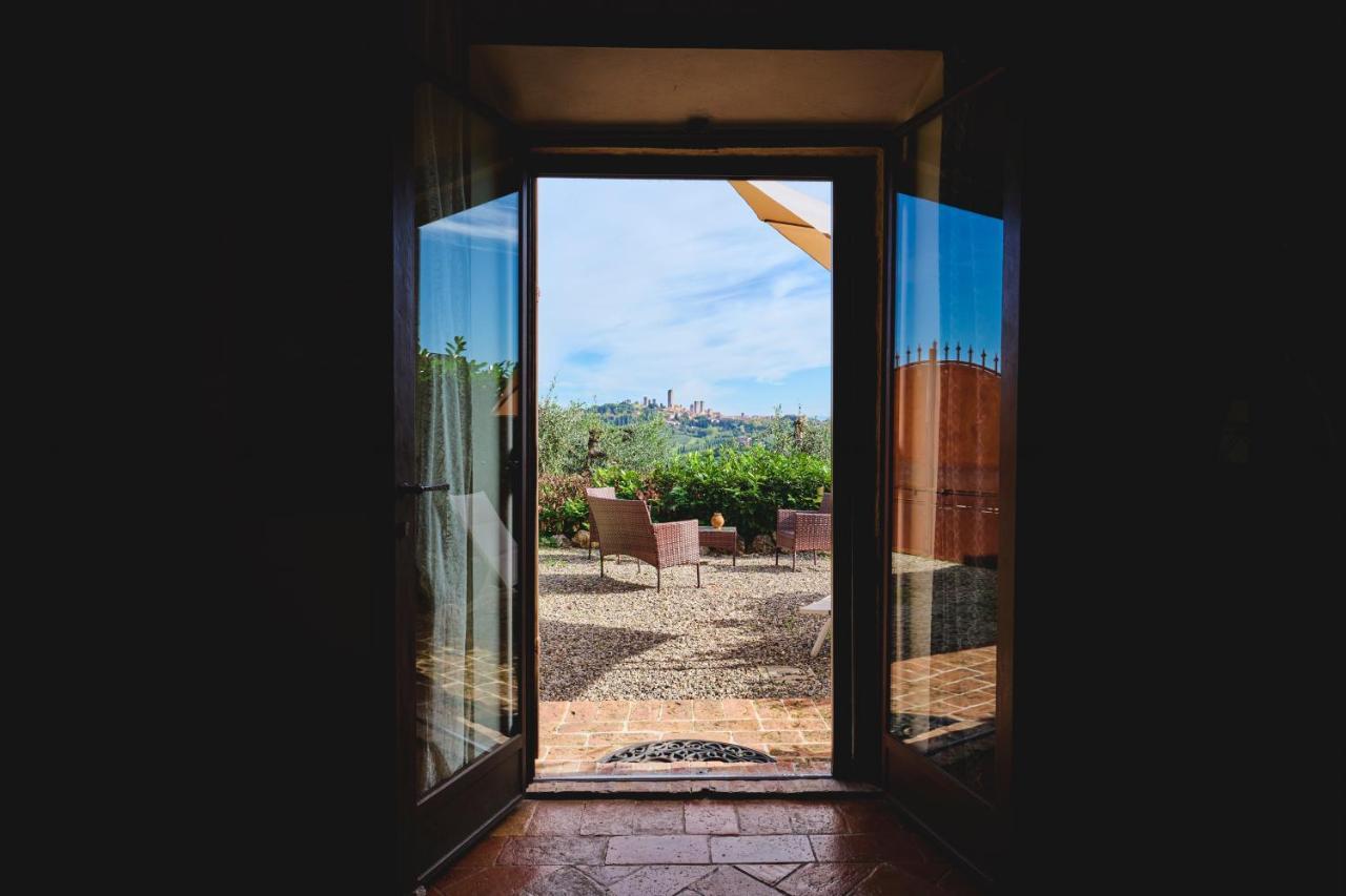 Podere Sant'Elena Сан Джиминяно Екстериор снимка