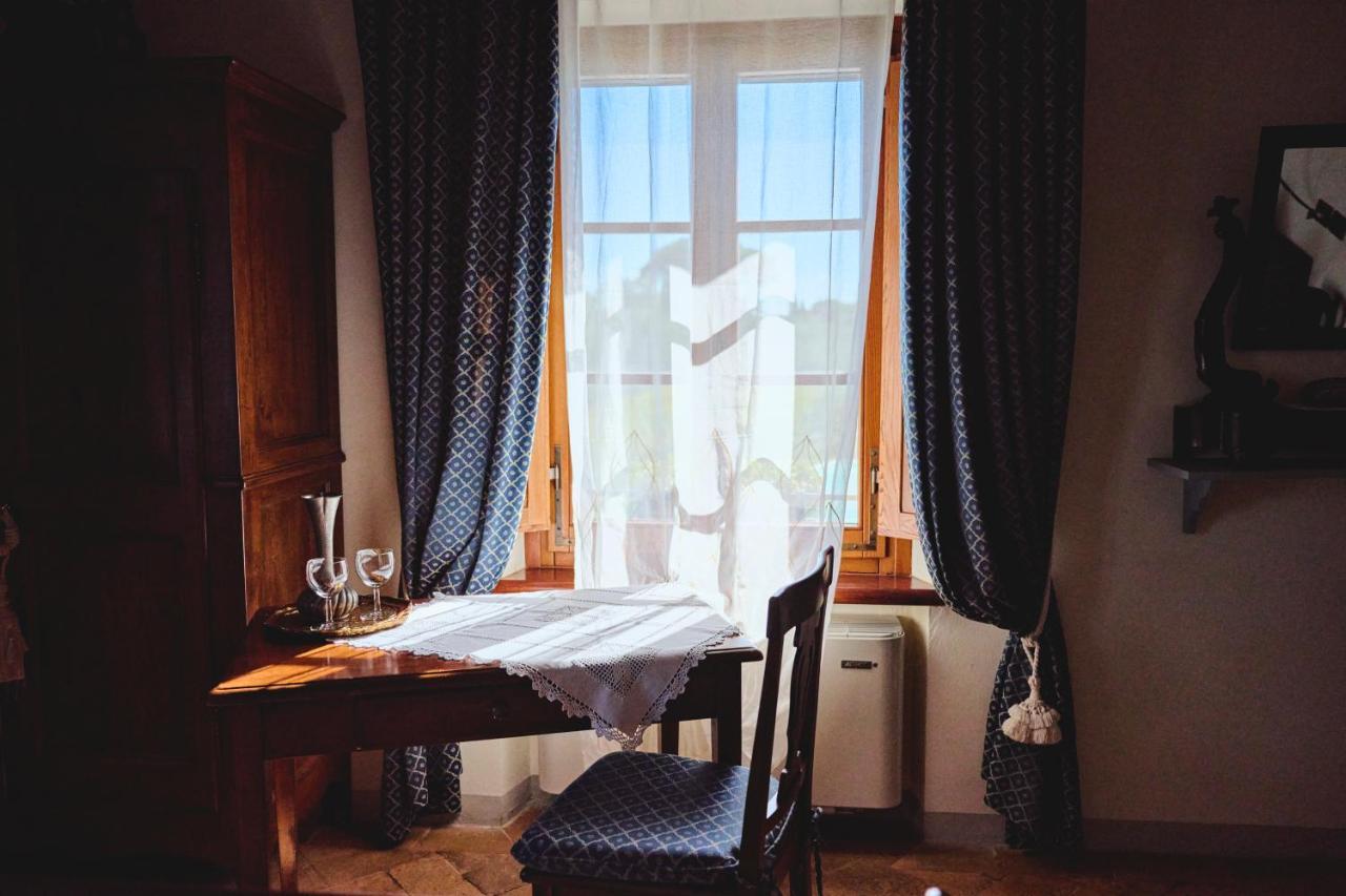Podere Sant'Elena Сан Джиминяно Екстериор снимка